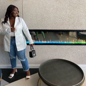 Meet your Posher, Maimouna